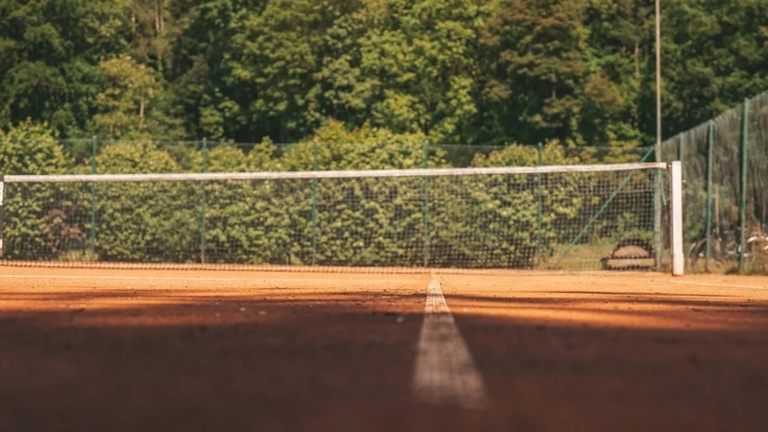 Flutlichtanlage für den Tennisclub Altenautal