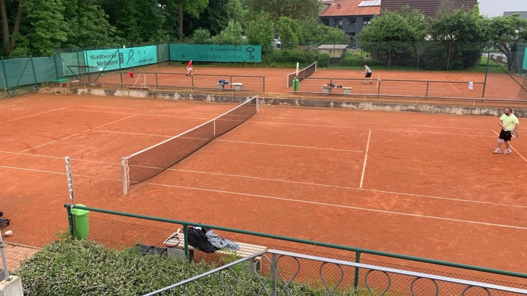 Instandsetzung Tennisplätze TC Grün-Weiß