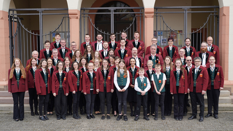 Neue Uniformen - Musikverein Ottersdorf e.V.