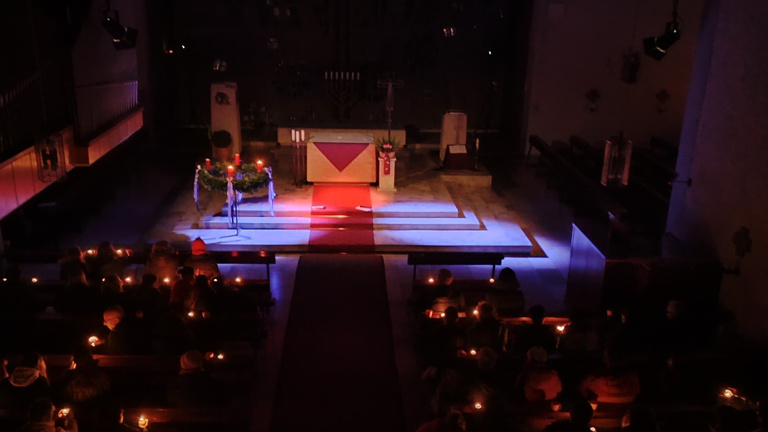 Kirche des 21. Jahrhunderts - Video/Tonausstattung in der Kirche Forth