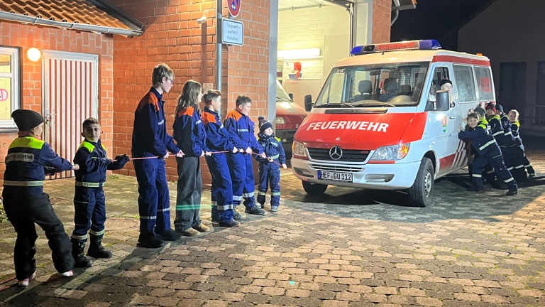 Kleinbus für die Jugend- und Kinderfeuerwehr Neuenstein-Gittersdorf