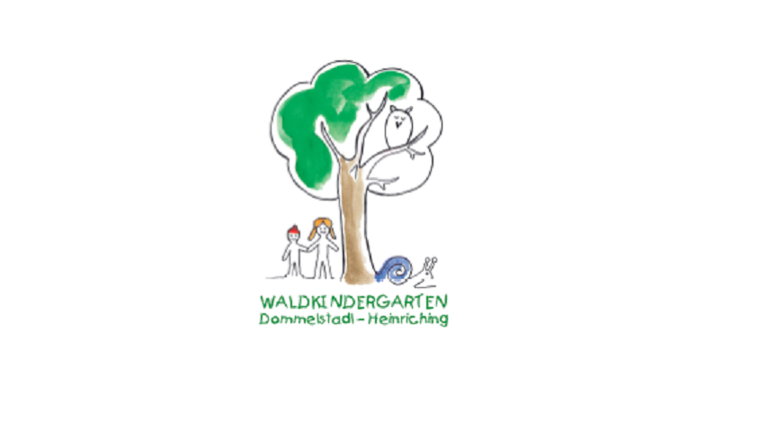 Ein Parkplatz für den Waldkindergarten in Heinriching