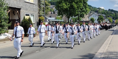 Anschaffung Uniformwesten Spielmannszug Allagen